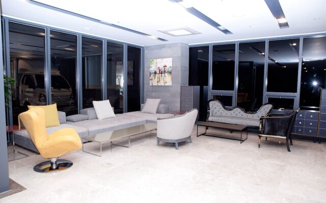 Waystone Seoubong Hotel