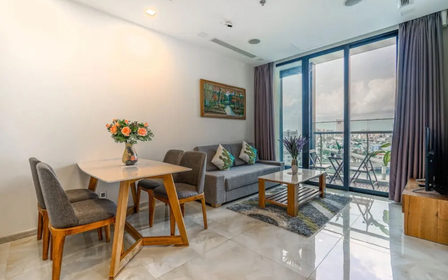 Lipbi Home-Central Luxury Apartment