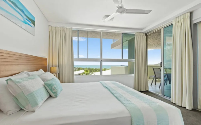Grand Mercure Azure Sea Whitsundays