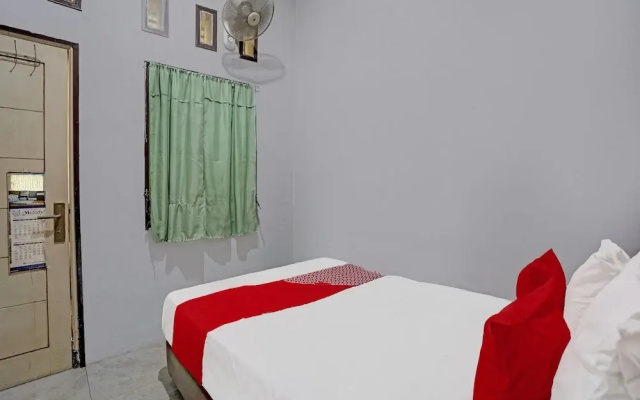 OYO 91795 Kos Jeehel Syariah