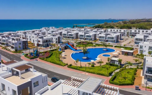 Four Seasons Life Apartments