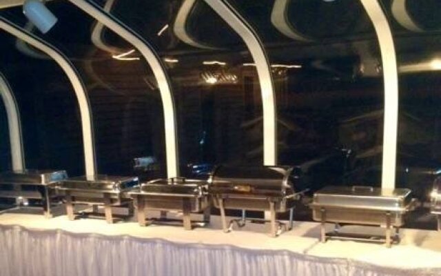 Prairie Schooner Inn