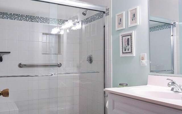 16 Riverview Drive - Three Bedroom Home