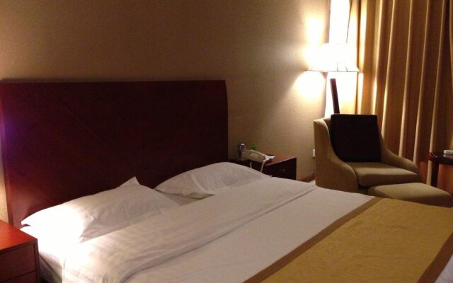 Eagle Canyon Hotel