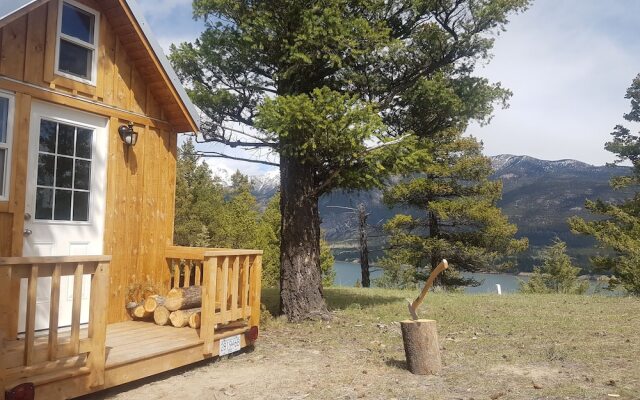 Secluded Tiny Home Fairmont
