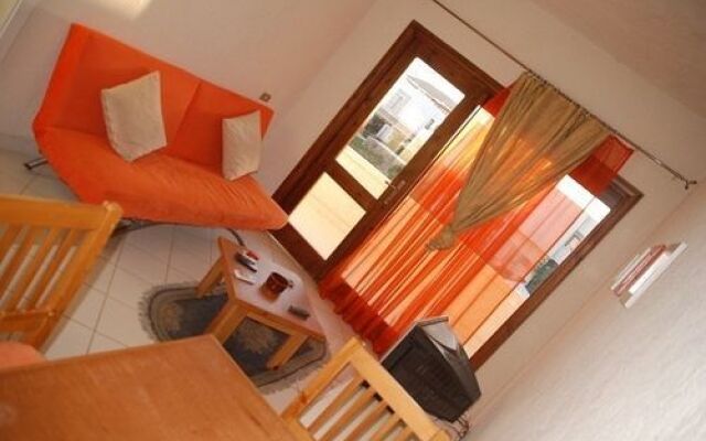 Criss Haya Apartments