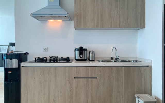 Spacious and Strategic 3BR Apartment at Veranda Residence Puri