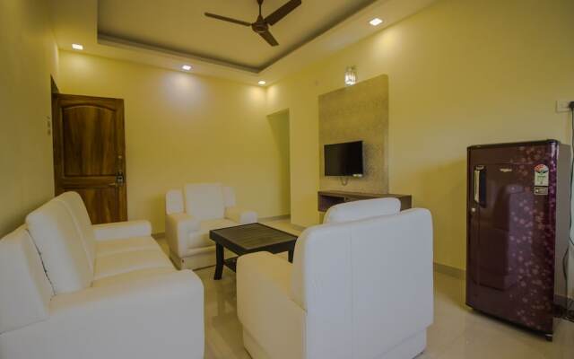 OYO13677 Home Vibrant 2BHK with Pool Anjuna