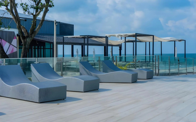 Rattana Pura Beach Resort