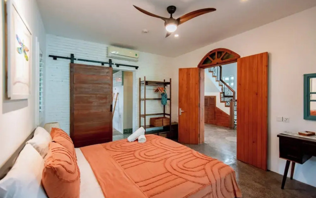 Salt Villa 3BR Oceanview An Bang Beach