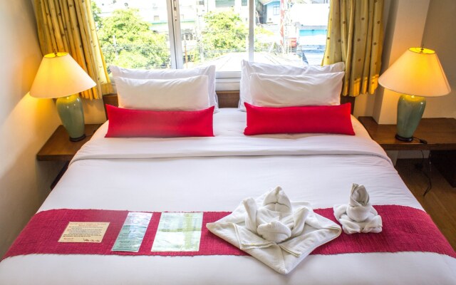 Villa Cha Cha Banglumphu