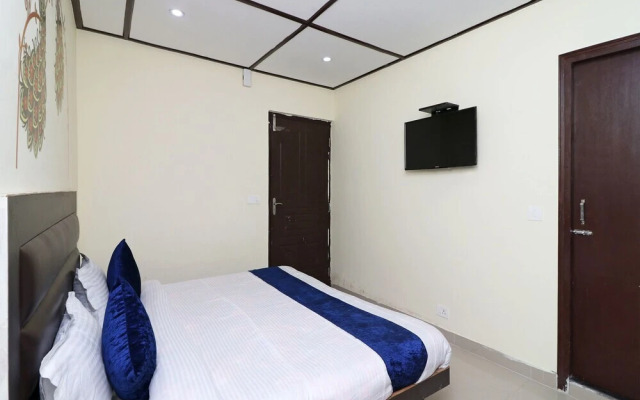 Happy Valley by OYO Rooms