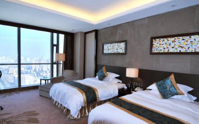 Soluxe Hotel