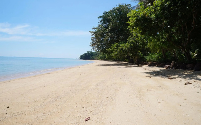 Koyao Bay Pavilions