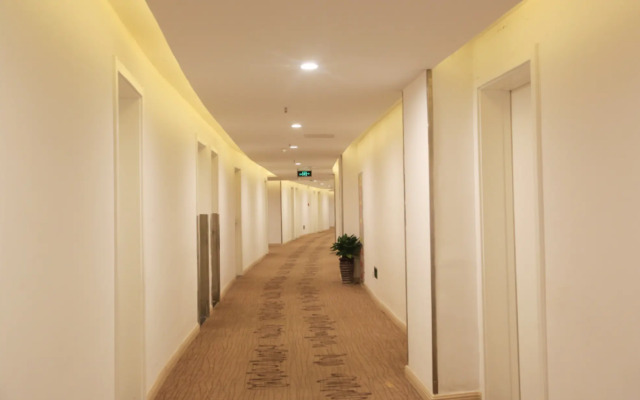 Hanting Hotel (Luoyang Sports Center)