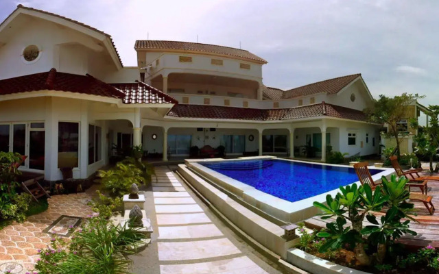 Bayfront Villa Jepara