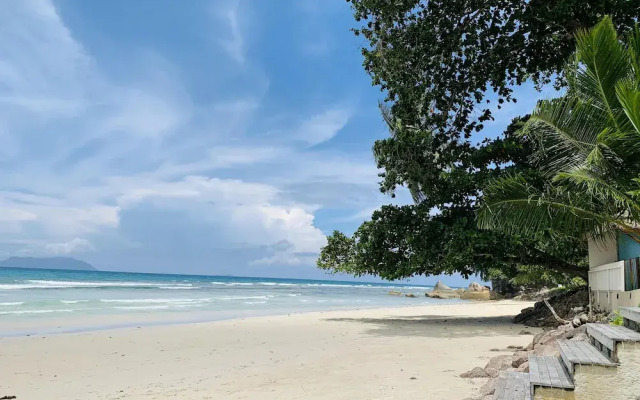 Oceanic View Apartments