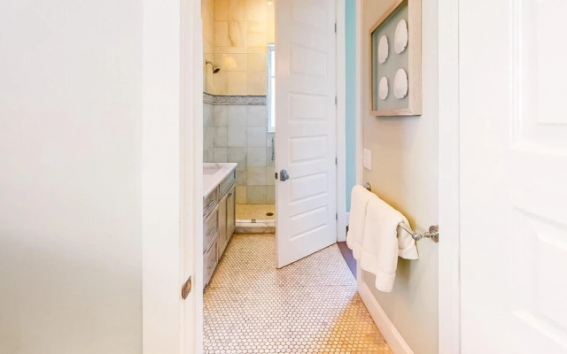 Paradise Beach by AMI Locals