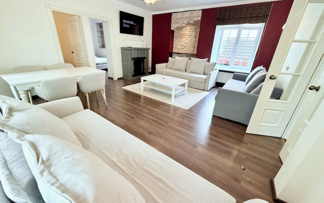 Pilies8 Luxury Vilnius Apartment