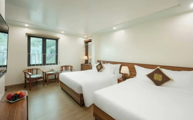 Dung Lai Hotel
