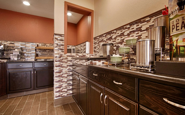 Best Western Green Tree Inn