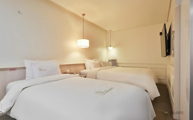 Gracias Hotel Gimhae