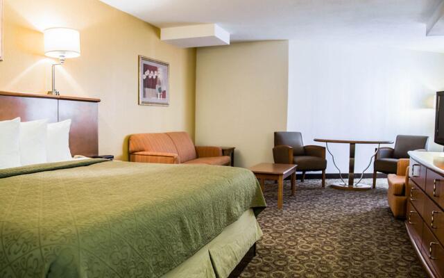 Quality Inn & Suites Near the Theme Parks