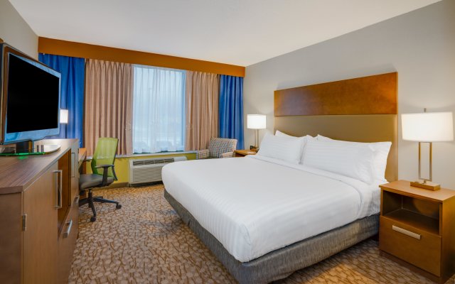 Holiday Inn Express & Suites Ft. Washington - Philadelphia, an IHG Hotel