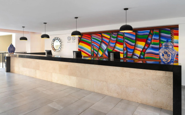 Decameron La Marina Guayabitos, Ramada All Inclusive Resort