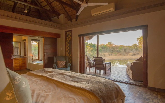 Waterbuck Game Lodge