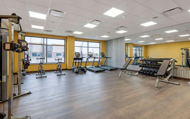 Отель Cambria Hotel Shelby Township - Detroit Utica