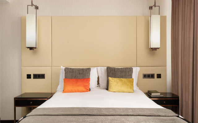 Montcalm Royal London House, London City