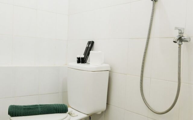 Comfortable 2BR Apartment at Gading Nias Residence