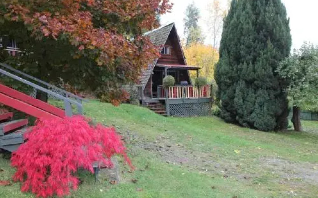 Sunny Bluffs Chalets