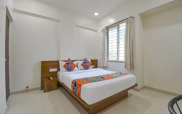 Fabhotel Skylight Studio Rooms