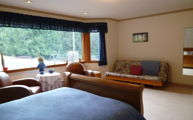 Cobble House Bed & Breakfast