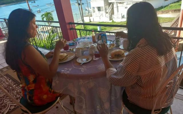 The Seaside Garden Guesthouse