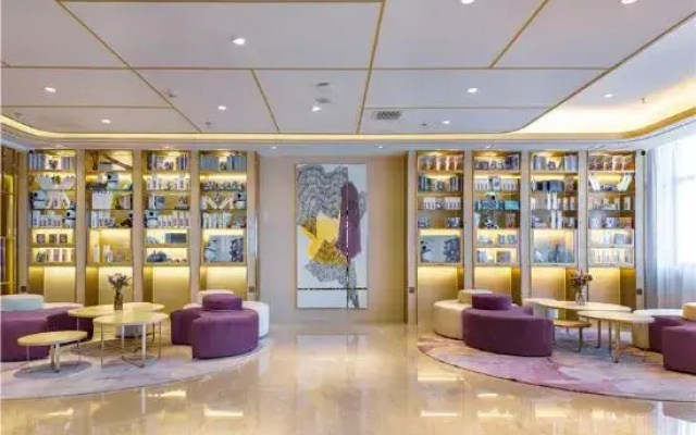 Lavande Hotel (Shenyang Palace Museum Middle Street Pedestrian Street Metro Station)