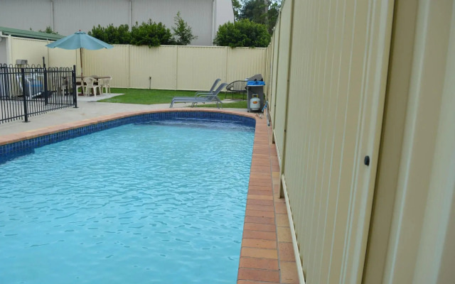 Golden Beach Motor Inn