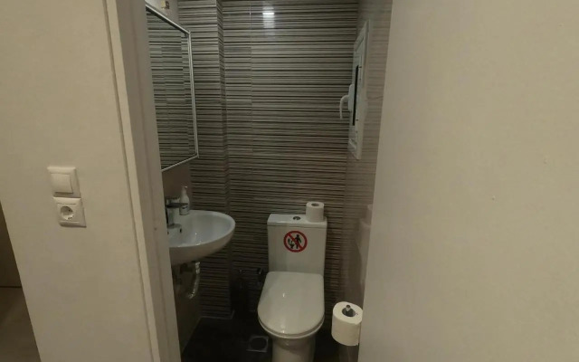 Park view apartment near Panormou