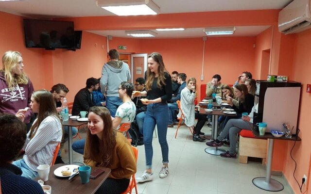 HOSTEL44