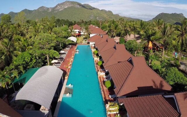 Privacy Beach Resort and Spa