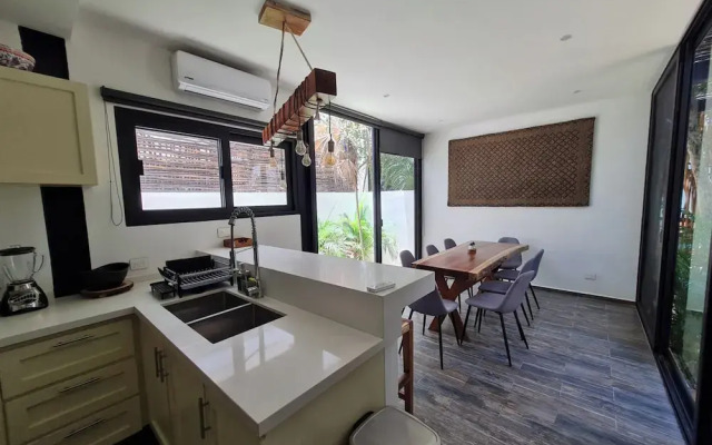 Casa Mexicana Moderna - Piscina Privada