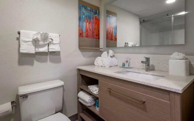 MainStay Suites