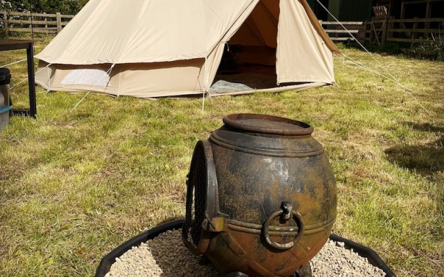 The Paddock Glamping - Clover 2