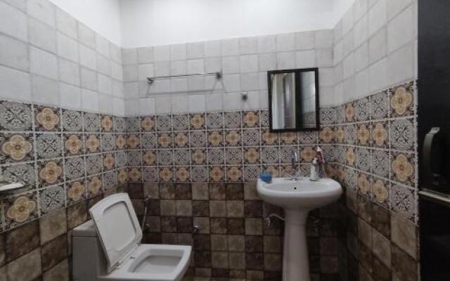 OYO 82478 Hotel Sky Tower