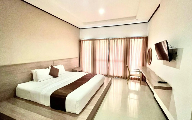 Surya Kencana Seaside Hotel