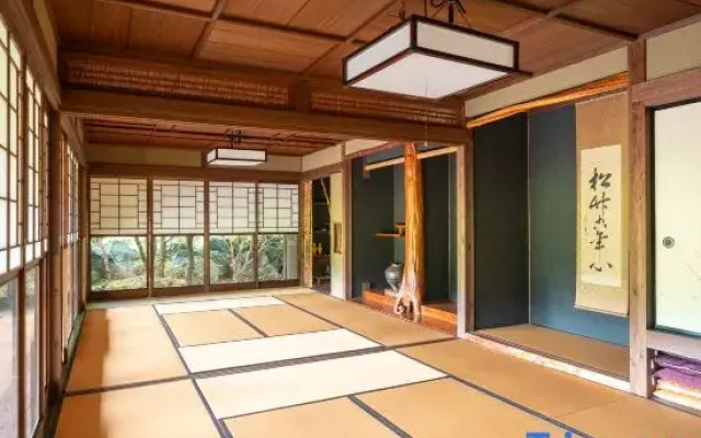 Meihodo Bunshinkan