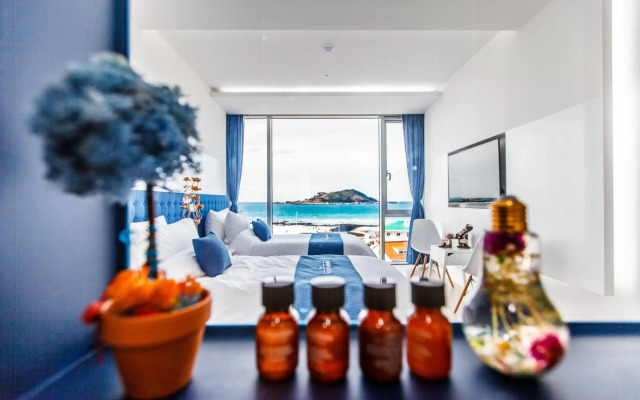 Bluespring Boutique Hotel