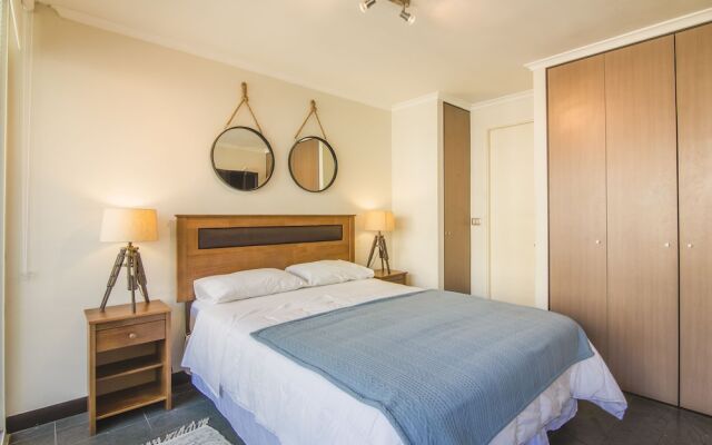 Alojarent Carlos XII